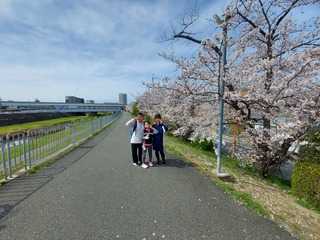 三姉妹と老人介護のせいかつ